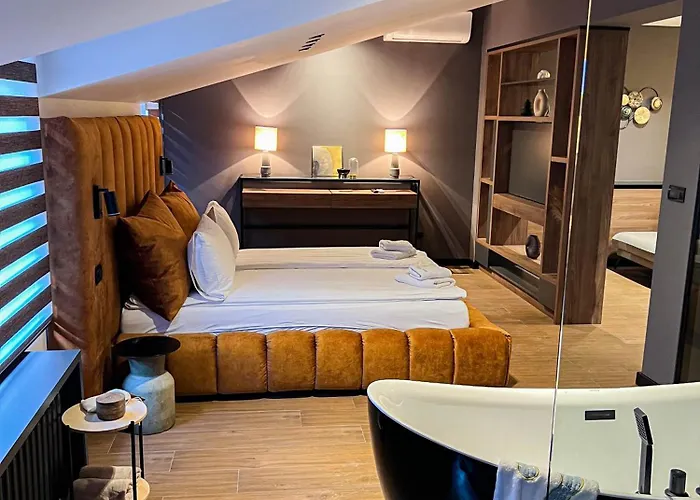 Kristall Apartments Premium
